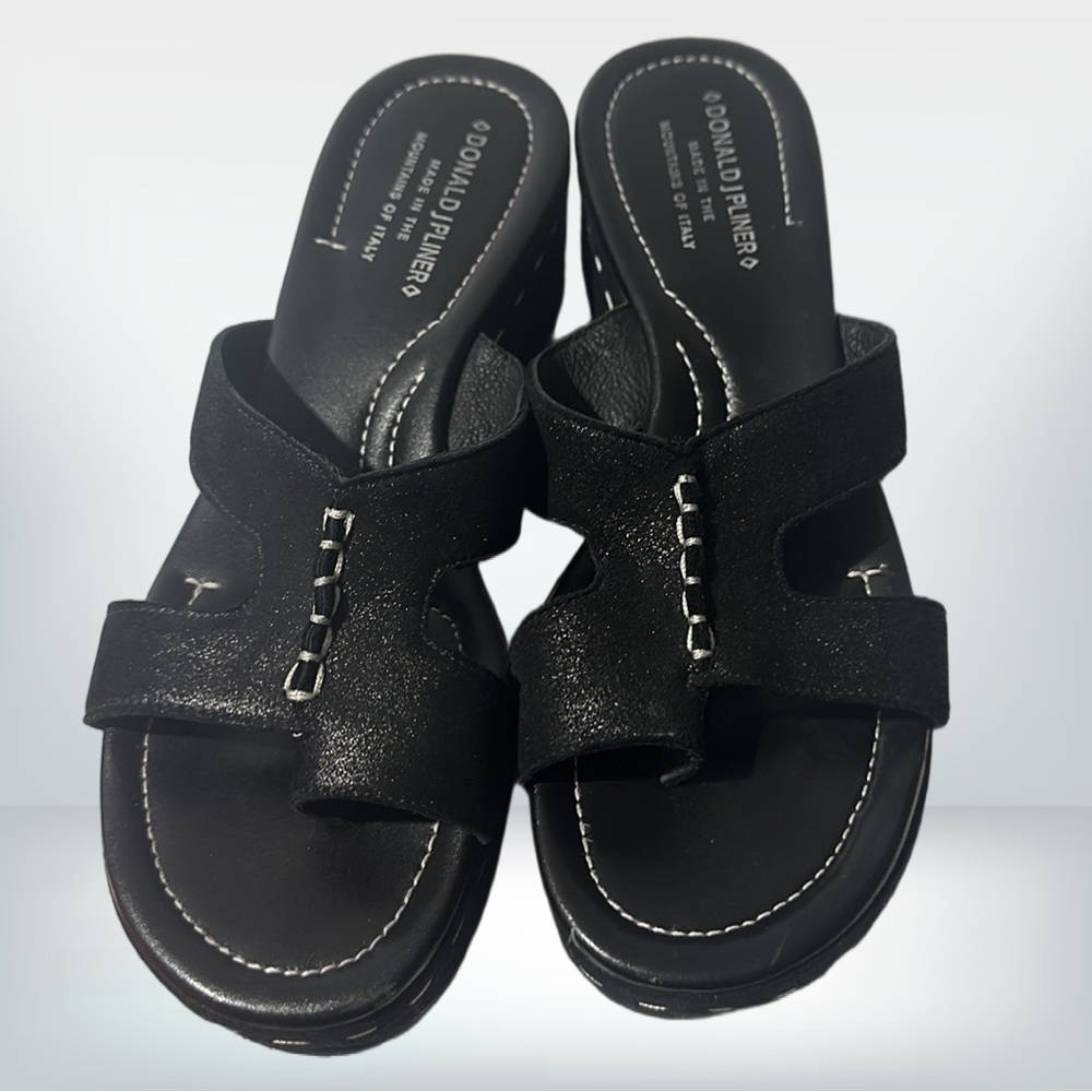 Donald J Pliner 'Shelee' Platform Wedge Toe Loop Sandals Black US 9